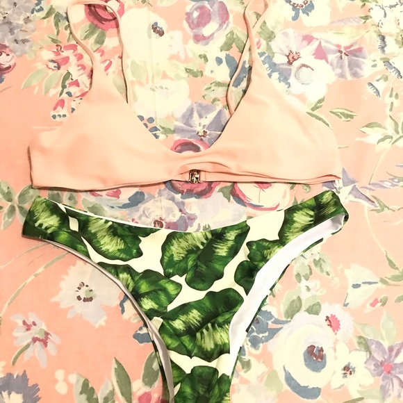 Other - Pretty pink bikini top and cheeky bottom set